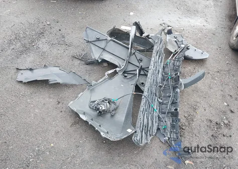 2019 Toyota Rav4 Xle из США, поврежденный, VIN JTMP1RFV8KD510773